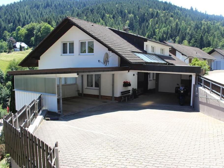 Ferienwohnung Schwarzwaldblick 바트리폴드사우샤프바흐 외부 사진